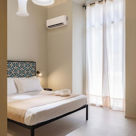 Almica24 Hotel Bari Ngoại thất bức ảnh