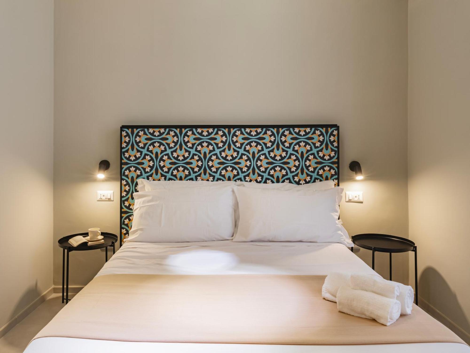 Almica24 Hotel Bari Ngoại thất bức ảnh