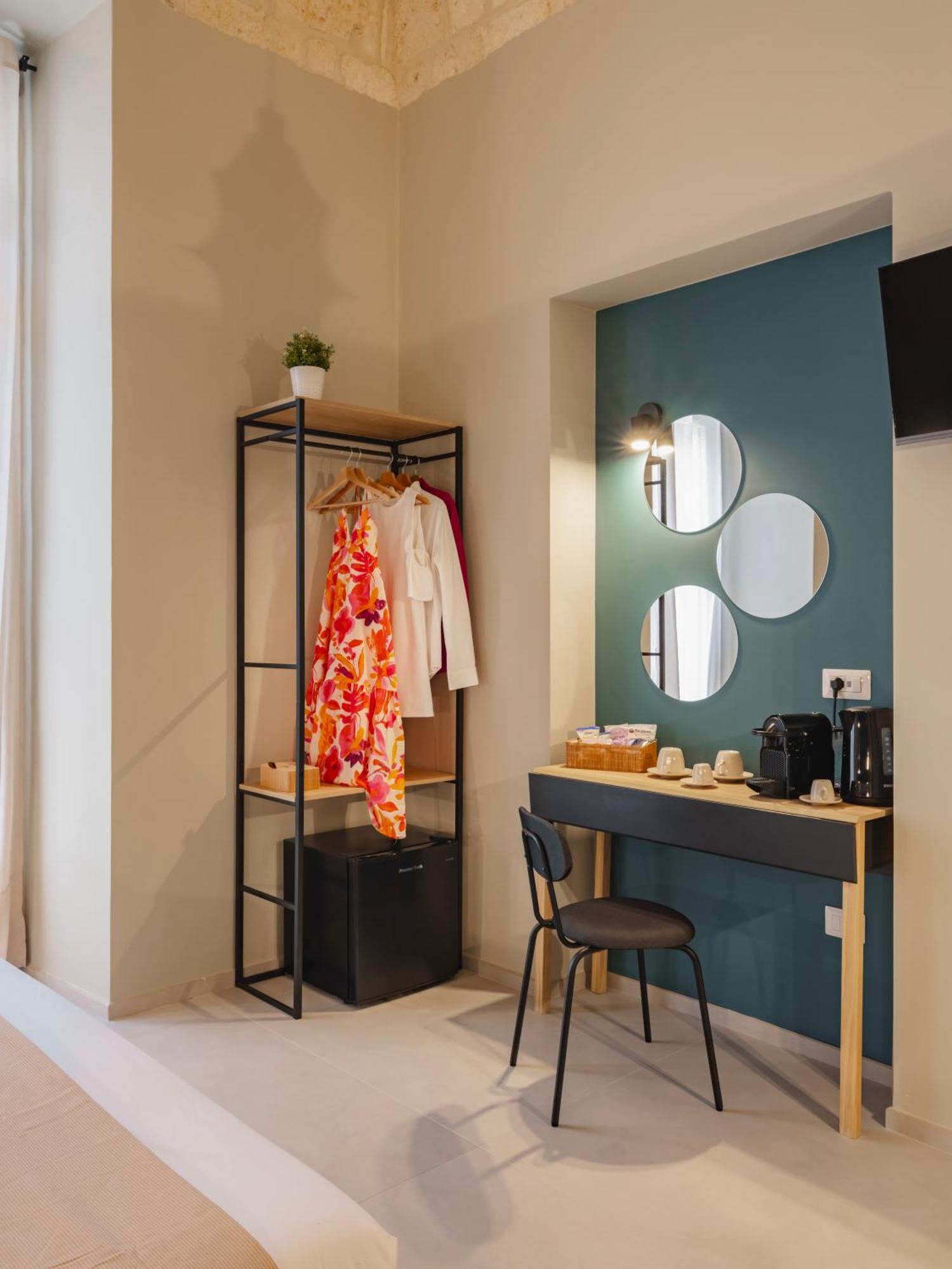Almica24 Hotel Bari Ngoại thất bức ảnh