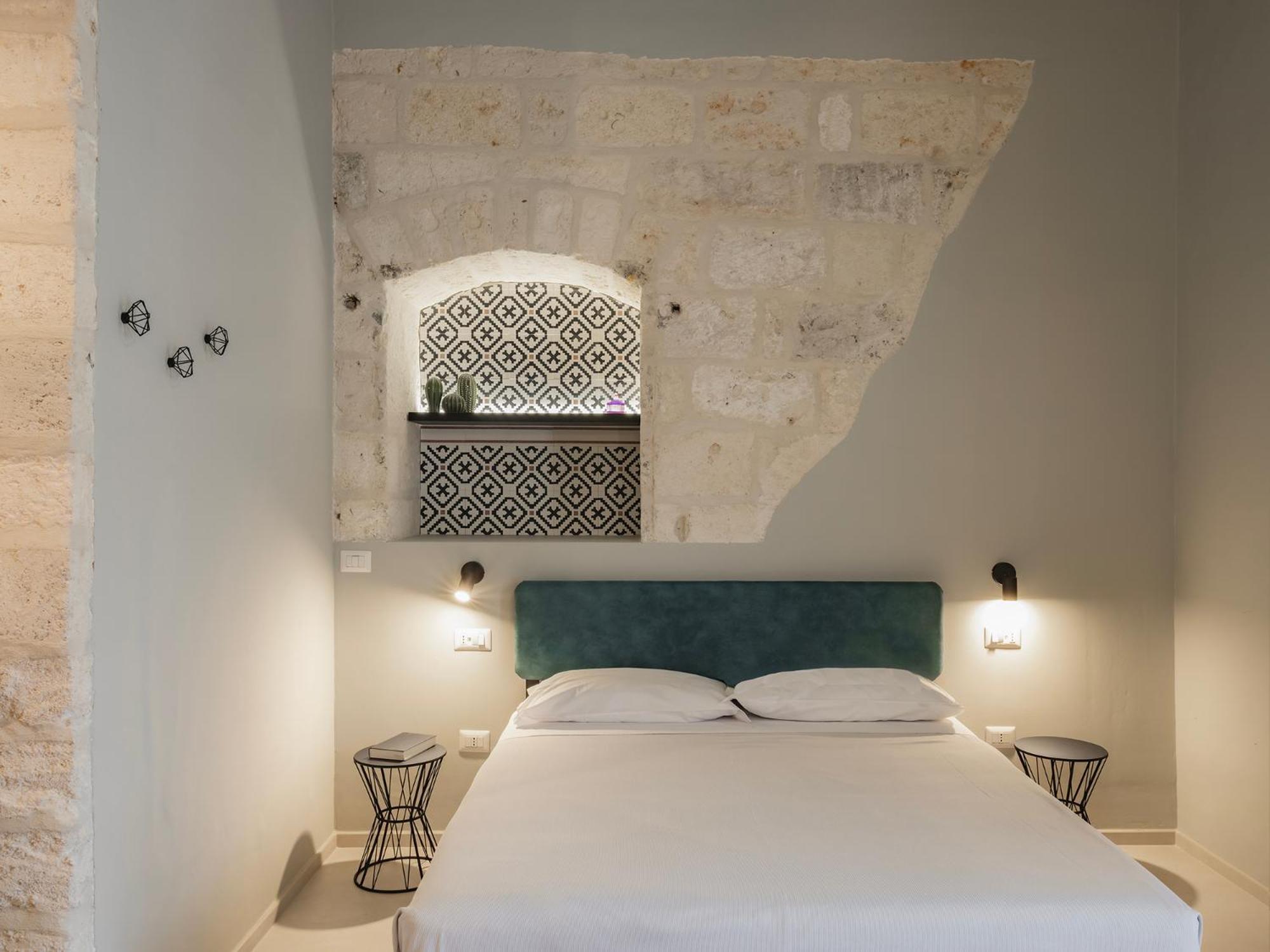 Almica24 Hotel Bari Ngoại thất bức ảnh
