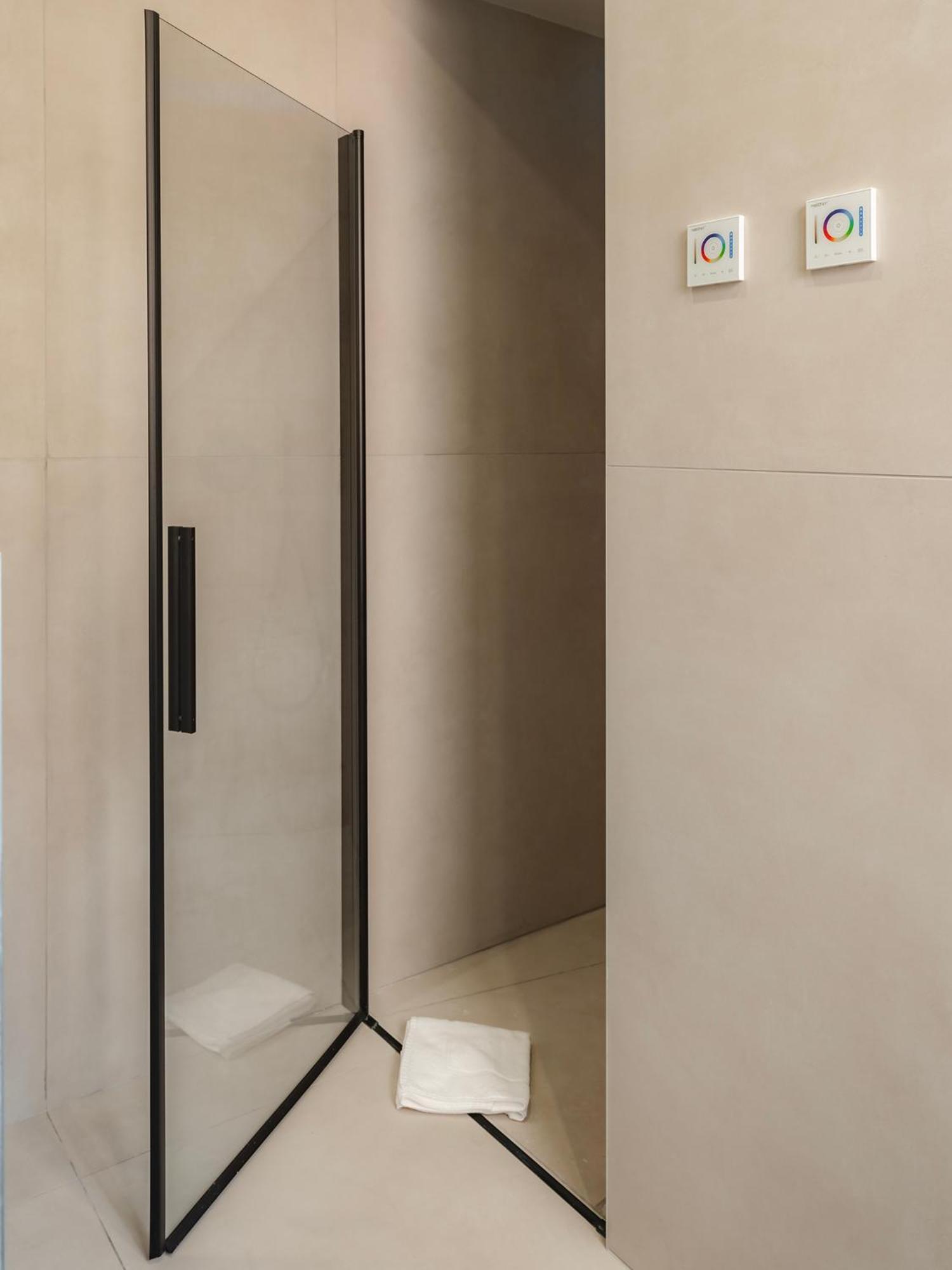 Almica24 Hotel Bari Ngoại thất bức ảnh