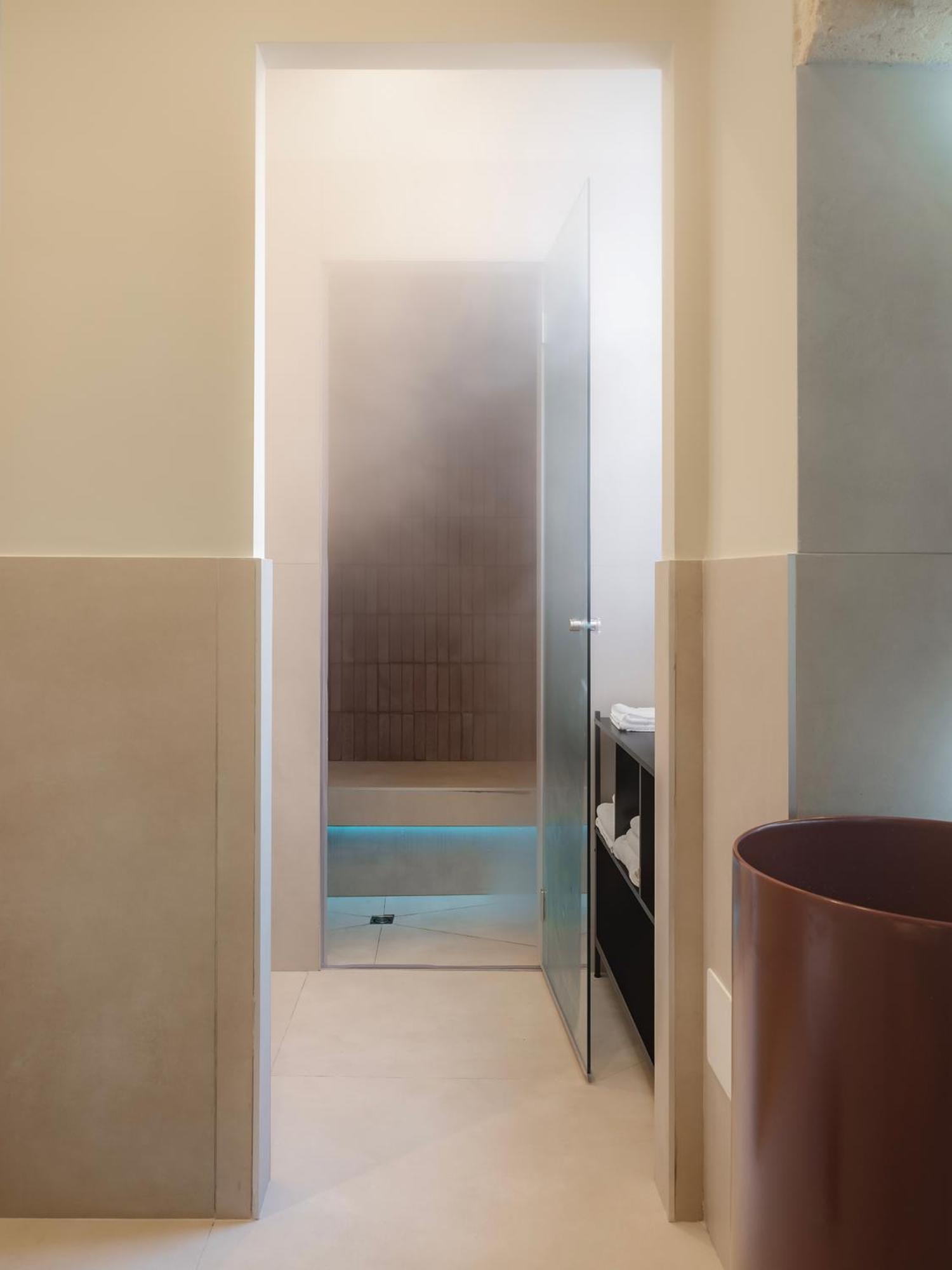 Almica24 Hotel Bari Ngoại thất bức ảnh
